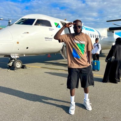 Award Winning inFluencer/Promoter FreeLance VLOGGER BLOGGER https://t.co/Yr4pA2FtqT 0777993343 @kweyovillage83 Subscribe https://t.co/X8CxF3uIBh