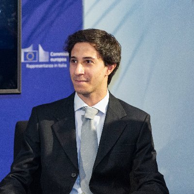Journalist, EU/Nato politics @Agenzia_Italia, contributor @DomaniGiornale