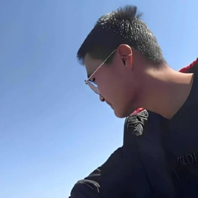 zhang__wentao's profile picture. 