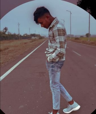 deewan__singh_8's profile picture. deewan__singh_88