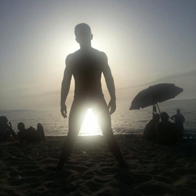 0_1_1_2_3_5_8_1's profile picture. 