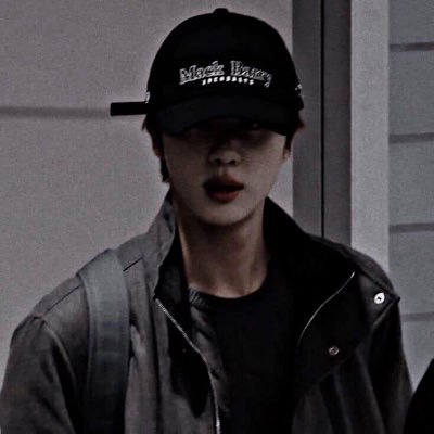 OT7 🌍 𝐉𝐢𝐧 𝐨𝐟 𝐁𝐓𝐒 진국 🪐 Fan Account ;@BTS_twt ♥︎ #รีวิวzeeydie (🧪นักวิทยาศาสตร์ผู้คลั่งรักคิมซอกจิน💕) #GiveawayByzeeydie