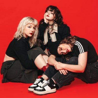 Indie punk trio on @getbetterrecs š§Ŗ US Booking: BZ@paladinartists.com