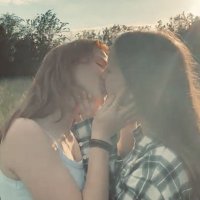 FeedLesbian (@feedlesbian) 's Twitter Profile Photo