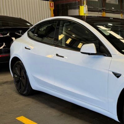 Wayne070275's profile picture. Tesla Fan boy