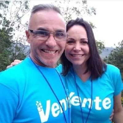 Economista y Abogado.
Defensor de la libertad, la Democracia y los DDHH en Venezuela. Miembro y activista político Vente Venezuela.