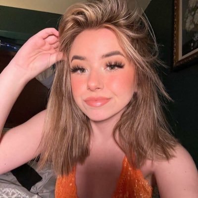 AHamzat6473's profile picture. I’m Sandra and I’m new here…single as well,hoping to know more about this app