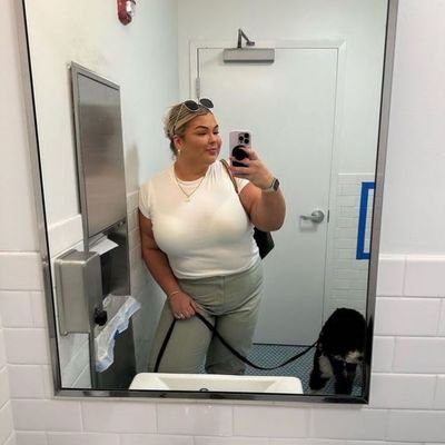 Drop your cash app tag or PayPal or apple pay number or Venmo or zelle I'm here to help you out with my money 💝