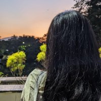 Em🤍 (@tinitoes) 's Twitter Profile
