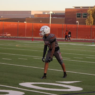 ||5’7|| ||145lbs|| ||Wr/athlete|| ||C/O 2025|| ||3.625 GPA|| ||4.5 40||