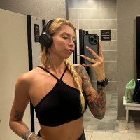 Julia (@julsstwinkle_) 's Twitter Profile