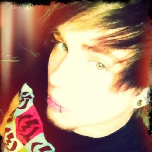 My picture is real and if you dont believe me, oh well. Jan 24th. 18. Single!