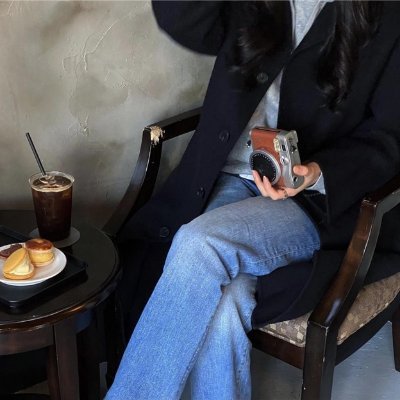効率よくお金を増やす秘訣や有益情報など発信したりしています。自身がお金に苦労したのでお金に困窮している人の力になれればと思い、少額ですが現金給付企画をしています☆ 詳細はこちら➡ https://t.co/zHrWPv4I4e