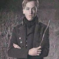 Gellert Grindelwald (@vbluefiregelle2) 's Twitter Profile