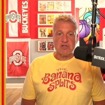 I put Logos on stuff https://t.co/pbQIzn20Pe and do a show on @outkick with @super70ssports