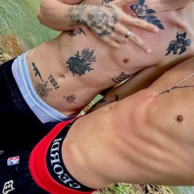 Hi, we are Ian and Noah we make your fantasies come true 😉🤤😈