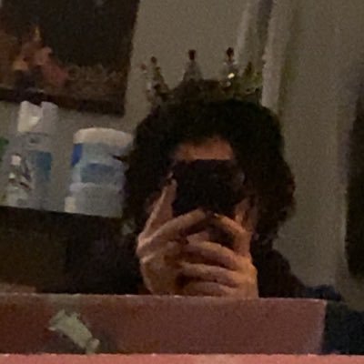 RennyBoyy_w's profile picture. 16 (sfw!) | artist!! | 🏳️‍⚧️he/him :3 | open to dms 🫀