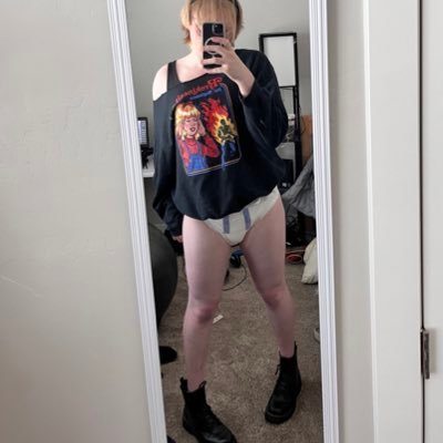 she/her 🏳️⚧️ 💕Just your friendly neighborhood diapergirl💕 Certified stinky baby 🔞NMIK🔞 🏳️⚧️🏳️🌈 in my 20’s (dms open but replies not guaranteed)