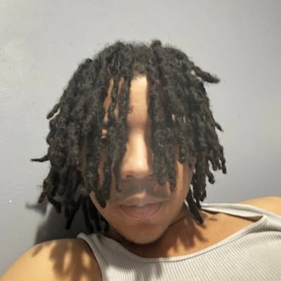 TaeeLoneeee's profile picture. 