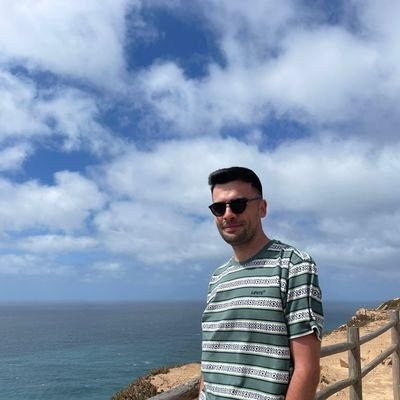 VladNegrean14's profile picture. Co-founder @LiquifyVentures | @BurnifyApp