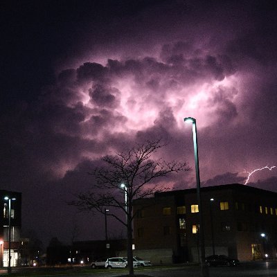 Lake County Photo Editor for the Daily Herald working in Arlington Heights, Ill. Have been a photojournalist since 1978.