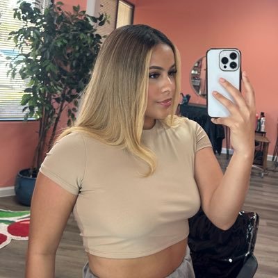 _jadaflores's profile picture. htx | blm