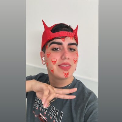 josueandres330's profile picture. I’m Fem Boy, 5’7”🇵🇪🇺🇸 IG: joseherzu Snap: joseherzu