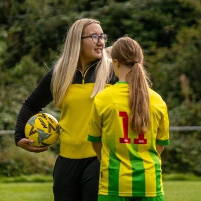 Abs9x's profile picture. Injured ladies grassroots footballer and youth coach