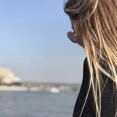 lunamom_'s profile picture. 