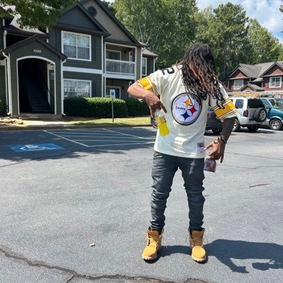 _OBeezy__'s profile picture. IG: _beezy__ business email: taylorbrian6679@gmail.com