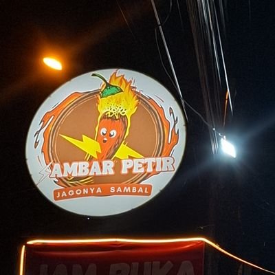 Magatzarea's profile picture. Farmer airdrop