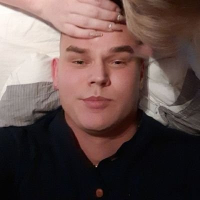 Eric_1_1_1_'s profile picture. politics,
computers