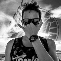 CRONOS | cronosartwork.tez | MvX (@cronosartwork) 's Twitter Profile Photo