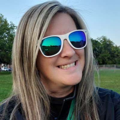 saltyshelanskey's profile picture. Wife. Mama. Music lover.