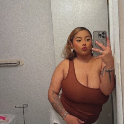 JJewel21_'s profile picture. 26. ♎️