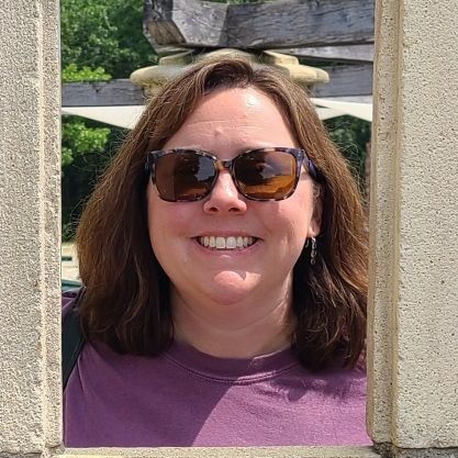 Librarian, Yearbook Advisor, and Journalism Teacher. Dog, literature, Red Sox, Penn State, and Oxford comma enthusiast.