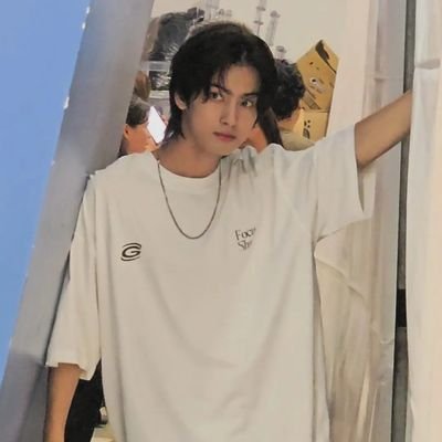 savagelove30's profile picture. CryptoHunter