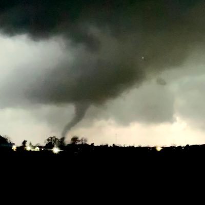 DrewThiesing's profile picture. Stay a while! 🌪️=4. I often repost Wx & sports content. Opinions are my own :)