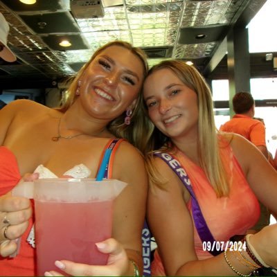 abbxgrxce's profile picture. clemson 25’