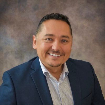 Executive Director at Dual Language Education of New Mexico. Consultant, trainer and advocate for sustainable dual language programs, language and leadership.