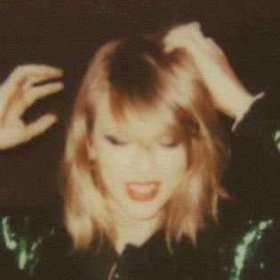fan account - private @1989outchart // don’t take my tweets too seriously // dm for fb 🥰