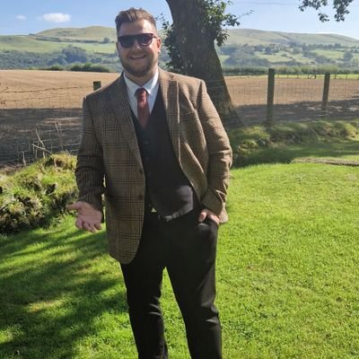 frankhampton16's profile picture. B6 Senior Physiotherapist at Frimley Trust + Hartley Wintney

University of Portsmouth Graduate.
Bsc Sports and Exercise Science and MSc in Physiotherapy.