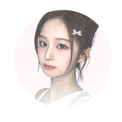 𝘄𝗼𝗿𝗸-𝘀𝗶𝘁𝗲 :ㅤ𝘁𝗵𝗲 𝗽𝗿𝗶𝗻𝗰𝗲𝘀𝘀 ʚɞ the flames of the dragon cleanse her and make her feel 𝐬𝐭𝐫𝐨𝐧𝐠 ━━