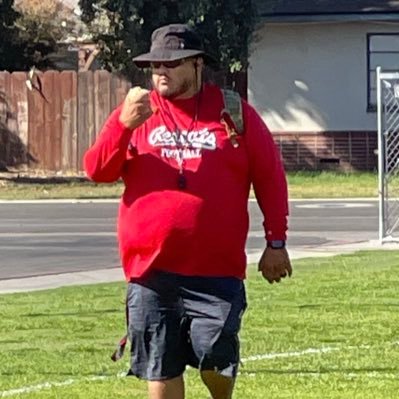 🏈 JV Lineman Coach @ Fowler High School | Head Coach, Fowler Youth Football Juniors | Building future men on and off the field | Faith, Family & Football 🙏🔥