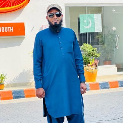 hafiz_sgd's profile picture. تم چاہ بھی نہیں سکتے جب تک کہ ﷲ نہ چاھے 😚