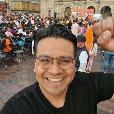 atcarreno's profile picture. Emprendedor socialdemócrata. El futuro no está en el gobierno sino en los Ciudadanos.

Diputado Local por Movimiento Ciudadano
