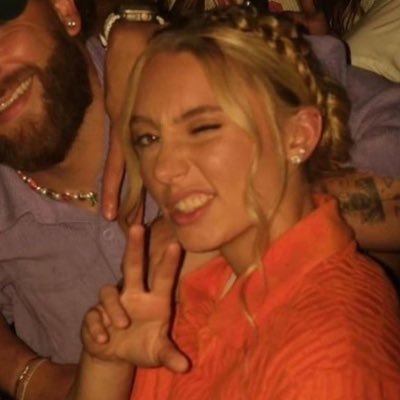 martinisluver's profile picture. @uconnwbb