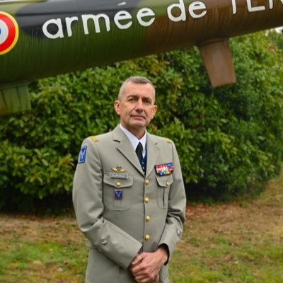 Compte officiel du général de brigade David Cruzille, commandant l'aviation légère de l’@armeedeterre 🚁🇫🇷 300 hélicoptères - 6 000 aérocombattants