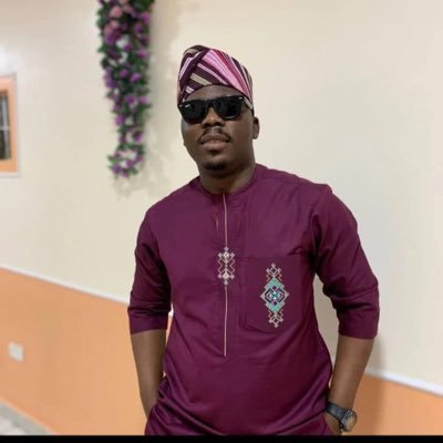 oluranking's profile picture. On God