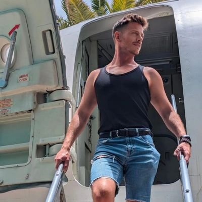 tony_on_theroad's profile picture. Siempre presente, en el momento de la noticia! Comunicador y periodista 🎙️

Eurovisión, Deporte, Juegos Olimpicos y Paralímpicos..

Abierto a colaboraciones 📩